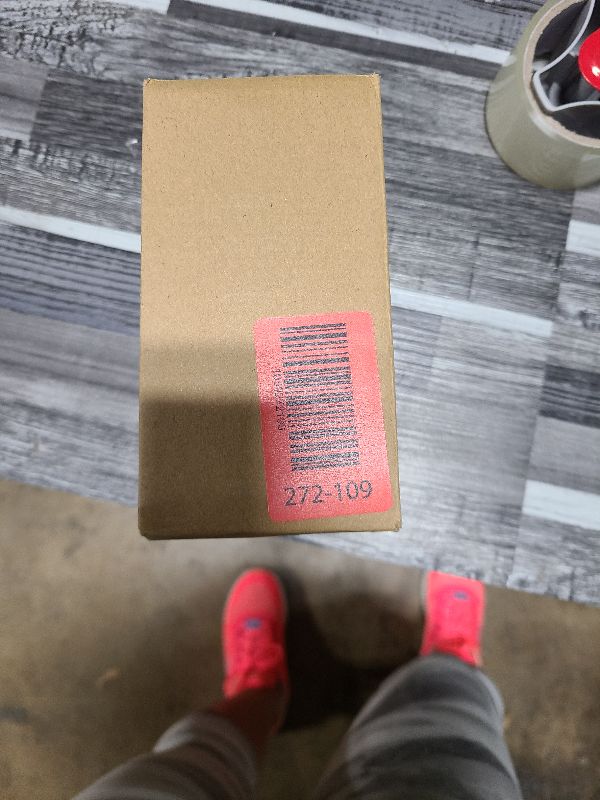 Photo 1 of 25 Pack Halloween LED Light Bulb,C9 Plastic Orange LED Bulbs for Halloween Decoration Light,C9/E17 Candelabra Base 0.6 Watt Great for Outdoor Indoor Night Lights Holiday Halloween Christmas Decor