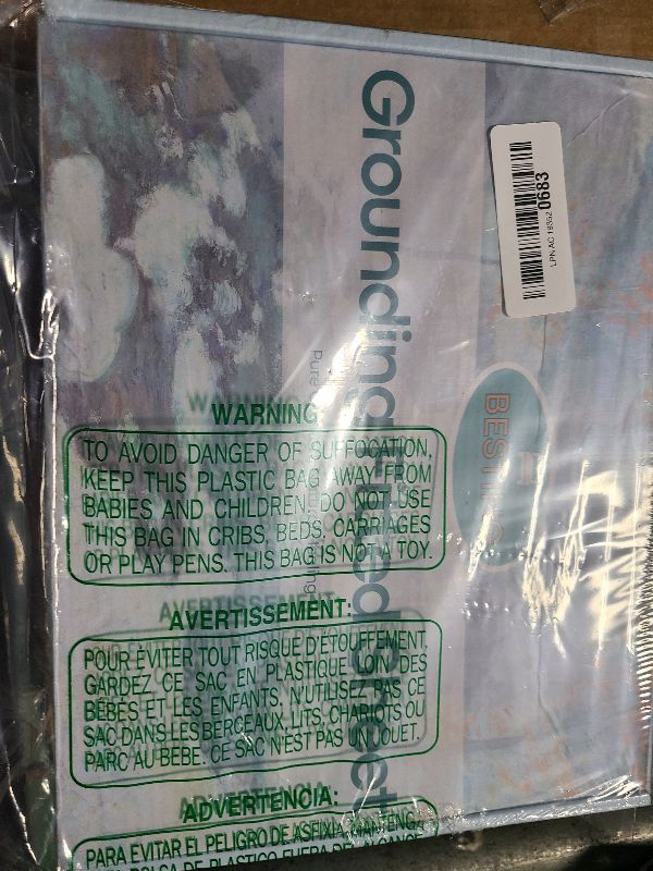 Photo 1 of 12% Silver Fiber Earth Grounding Fitted Sheet, 400-Thread Sheet with Grounding Connection Cord, Promotes Relaxation & Faster Recovery, Anti-Static, Machine Washable (Queen 60"x 80"x 15", Gray)