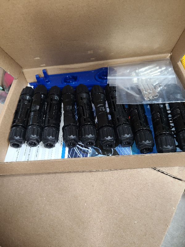 Photo 1 of 10 Pairs Solar Connector (10AWG), 20Pcs Solar Panel Cable Connectors Adapter Male/Female IP68 1000V 30A 10AWG 12AWG 14AWG Waterproof Dustproof Connector with 2 Spanners (10 Pairs Solar Connectors)