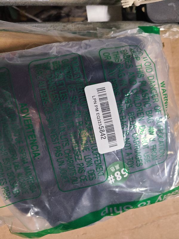 Photo 1 of 3.53oz Wool Roving Yarn, Wool Felting Supplies, Pure Wools, Chunky Yarn, Spinning Wool Roving for Needle Felting Wet Felting DIY Hand Spinning (Black)