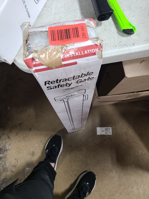 Photo 1 of 140 Inch Wide Retractable Baby Gate for Dogs Indoor Dog Gates for Doorways Easy Operation for Adults Extra Wide Pet Gate Indoor Anti-Climb Retractable Extra Long Baby Gates for Large Openings, White