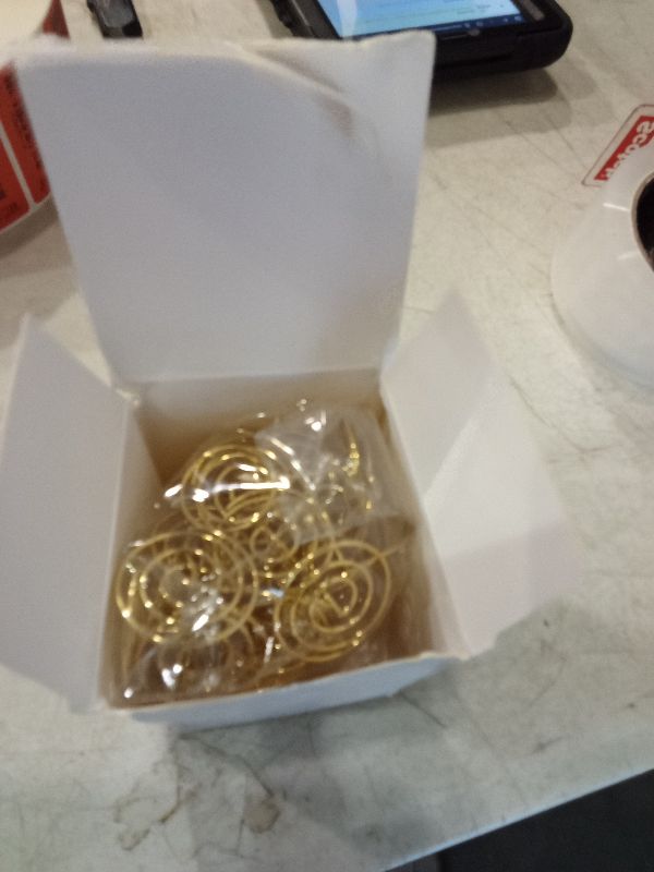 Photo 1 of 26Pcs Table Number Holders, Place Card Holders, Wire Picture Holders, Small Table Card Holders, Photo Holders for Centerpieces, Wedding Reception, Party, Birthday (Gold)