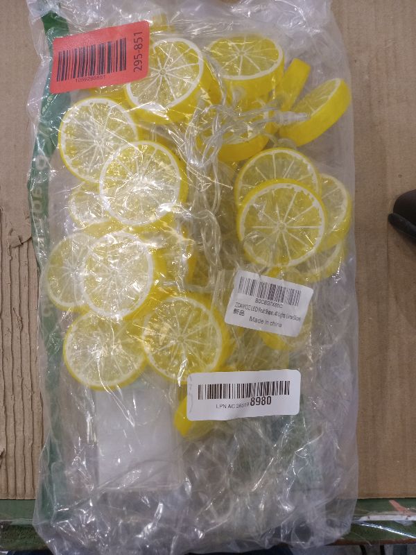 Photo 1 of ZDAYOZ LED Fruit Shape Decorative String Light Battery Light Orange Lime (19.6 feet / 40 Lights, Lime Slices)