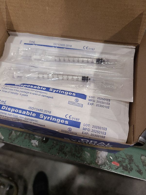 Photo 1 of 50 Pcs 1ml Syringes with Caps Oral Dispenser Individually Sterile Warpped for Medicine Dropper, Colostrum Collect Feeding Pets, Liquid