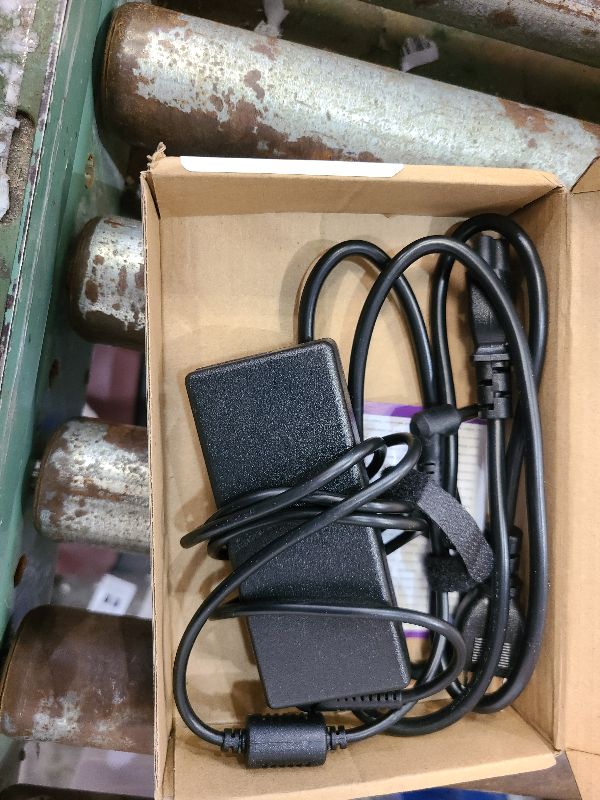Photo 1 of 20V 3.25A 65W Laptop Charger AC Adapter Power Supply Cord for Lenovo G570 B570 B575 G575 B470 IdeaPad N580 N585 Z580 Z585 N586 P400 P500 ADP-65KHB CPA-A065 PA-1650-56LC PA-1650-37LFC