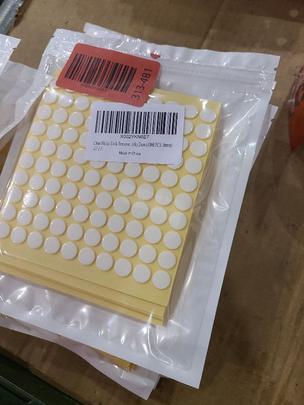 Photo 1 of 1000pcs Double-Sided Putty for Wall Hanging Removable Adhesive Stickers for Posters Easy to Use Wall Adhesive Damage Tacky Putty 