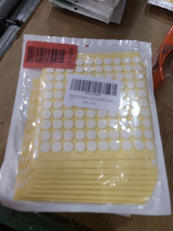 Photo 1 of 1000pcs Double-Sided Putty for Wall Hanging Removable Adhesive Stickers for Posters Easy to Use Wall Adhesive Damage Tacky Putty 