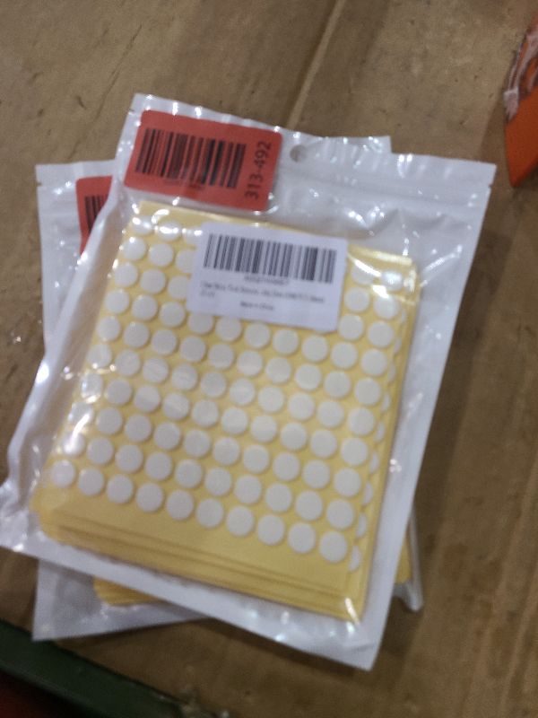 Photo 1 of 1000pcs Double-Sided Putty for Wall Hanging Removable Adhesive Stickers for Posters Easy to Use Wall Adhesive Damage Tacky Putty 