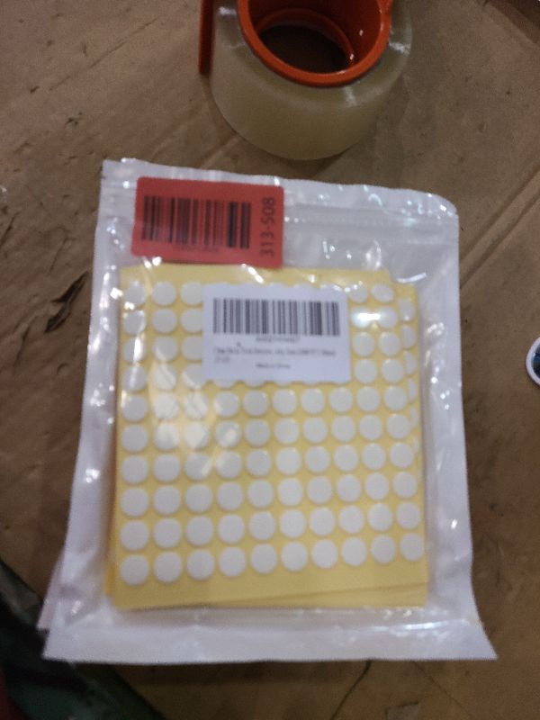 Photo 1 of 1000pcs Double-Sided Putty for Wall Hanging Removable Adhesive Stickers for Posters Easy to Use Wall Adhesive Damage Tacky Putty 