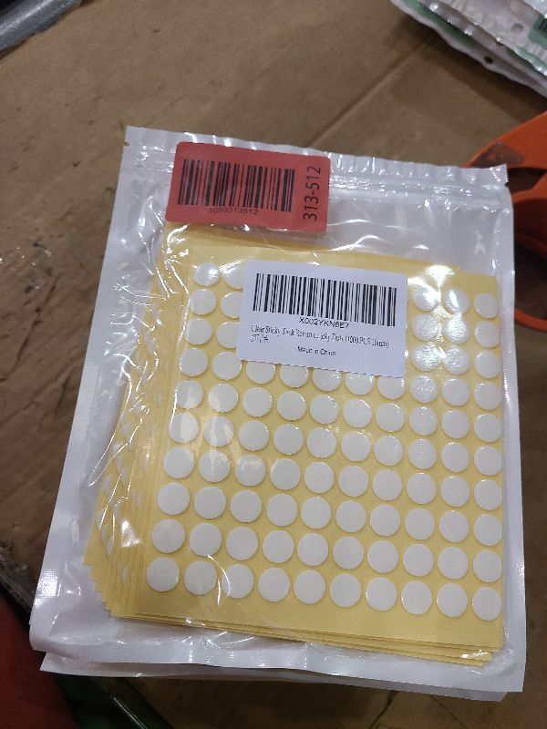 Photo 1 of 1000pcs Double-Sided Putty for Wall Hanging Removable Adhesive Stickers for Posters Easy to Use Wall Adhesive Damage Tacky Putty 