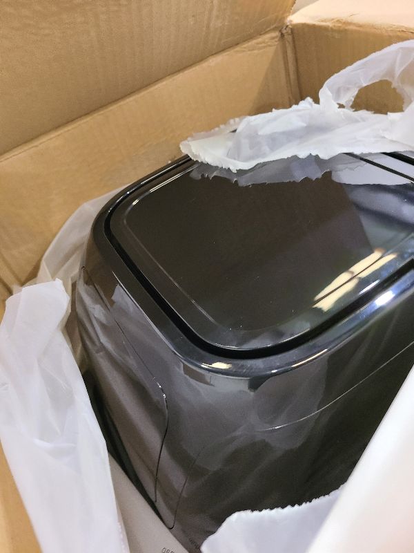 Photo 1 of 10 Quart Digital Air Fryer