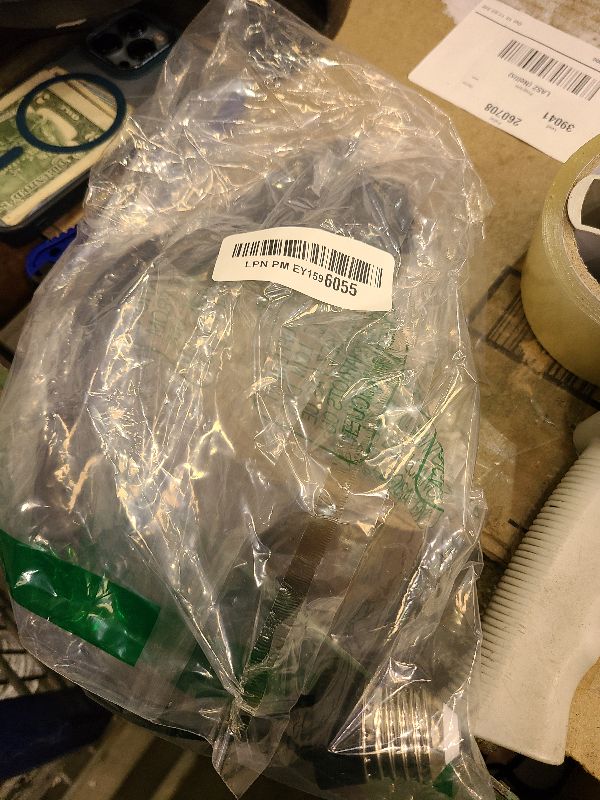 Photo 1 of 1 Pcs 2 in 1 Light Socket to Plug Adapter, Convert E26/E27 Bulb Socket to 2 Pieces 3 Prong Outlet with Extension Cord, Flexible Light Bulb Socket Converter Suitable for Porch Patio Garage Use (Black)