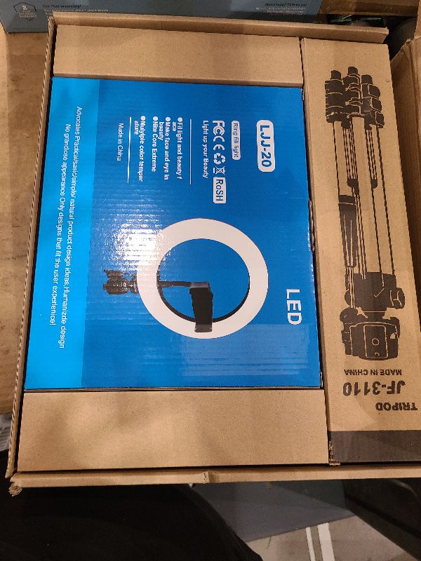 Photo 1 of 
3110 Pro Camera Tripod Lightweight Flexible Portable Three-way Head Compatible with Sony Canon Nikon