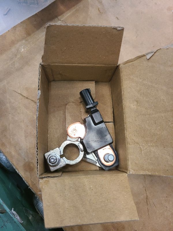 Photo 1 of 28850-0P010 Battery Negative Sensor Assembly Fit for Toyota Highlander 2013-2019 for Lexus rx450h 350 2015+ Replacement for 288500p010