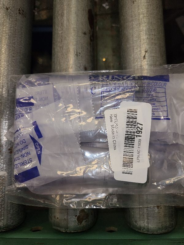 Photo 1 of 20ml Syringe for Liquid, Oral, Scientific Labs, Measurement, Dispensing, with Cap- 3 Pack 20ml Syringes