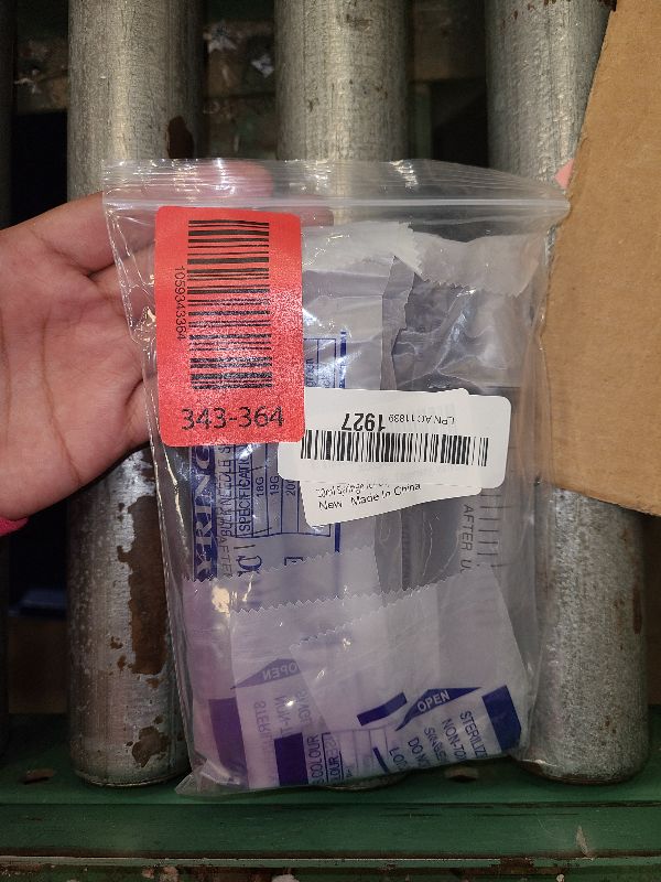 Photo 1 of 20ml Syringe for Liquid, Oral, Scientific Labs, Measurement, Dispensing, with Cap- 3 Pack 20ml Syringes