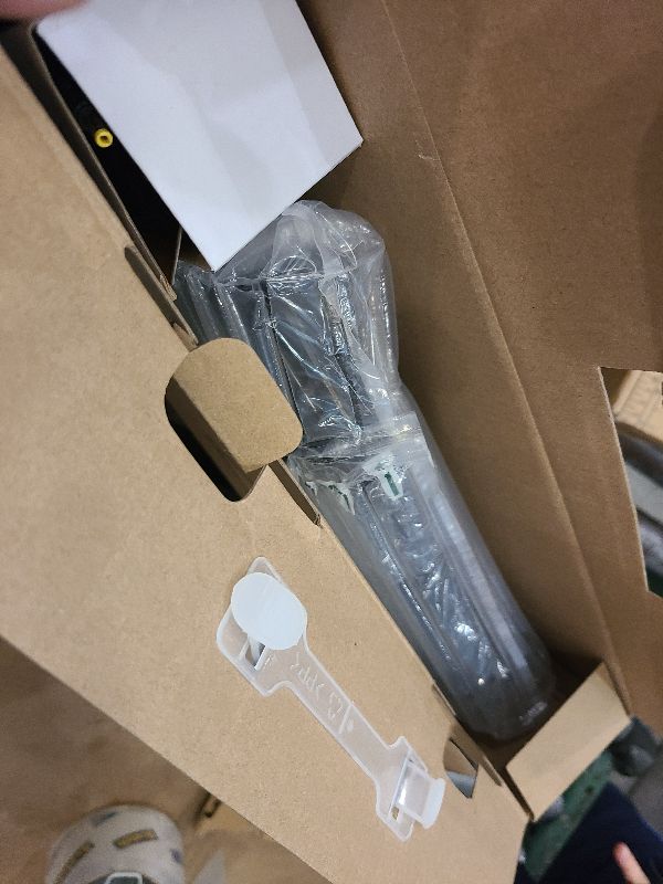 Photo 1 of 11.5" Portable DVD Player with 9.5" Swivel Screen, 5-Hours Rechargeable Battery,Car DVD Player for Kids,Support CD/DVD/SD Card/USB,Regions Free,Dual Speakers,Black