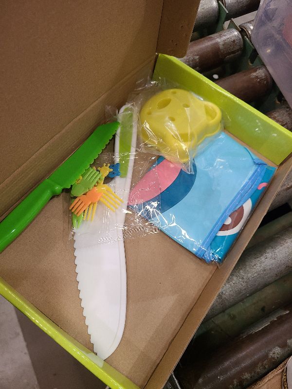 Photo 1 of 19 Pcs Kids Cooking Sets , Montessori Kitchen Tools for Toddlers, Safe Knife Set for Real Cooking ,Vegetable Crinkle Cutters Serrated Edges Plastic Toddler Knifes , Toddler Toys Set for Real Cooking