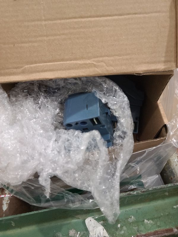 Photo 1 of 100% NEW! Right and Left Drive Wheel Module Replacement Compatible for IRobot Roomba 500 600 700 Series L and R Drive Wheel Pair Parts Replacement (Blue 83301)