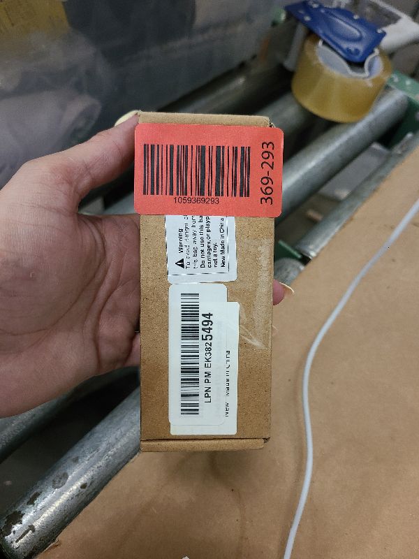 Photo 1 of 3 Pack 3 1/2 Inch Door Hinges Oil Rubbed Bronze 3.5 Inch Black Interior Hinge for Doors 5/8 Radius Corners 3 ½"Hardware Controls Heavy Duty Iron Flat Home House Decor Accessories Essentials