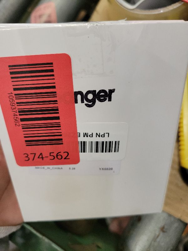 Photo 1 of 400 Sheets, 16 Pack Maple Leaf Sticky Notes Cute Leaf Shaped Paper Self Sticky Notepads Memo Pads for Office Classroom Home, 2 Size, 4 Colors