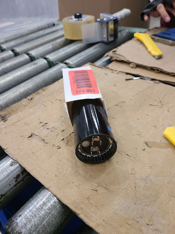 Photo 1 of [2025 Updated] BlueStars 88-108 uF MFD 330VAC Volts 50/60 Hz CD60 Round Motor Start Capacitor Replacement Part - Fit Single Phase AC Pool Pump or Well Pump - Lifetime Up to 30.000 Hours