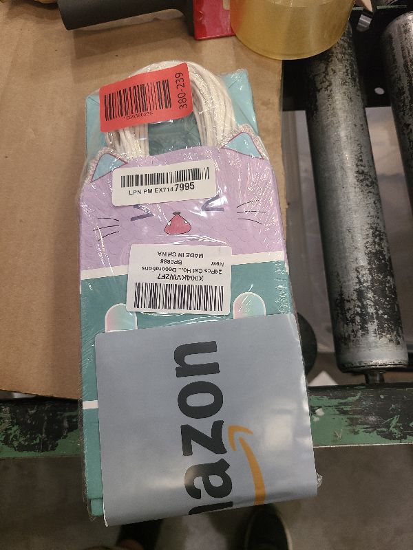 Photo 1 of 24Pcs Cat House Themed Gift Bag for Cat Party Candy Snack Goodie Bags Supplies Kitten Gift for Kids Kitten Toy Themed Birthday Children's Birthday Pet Party Decorations