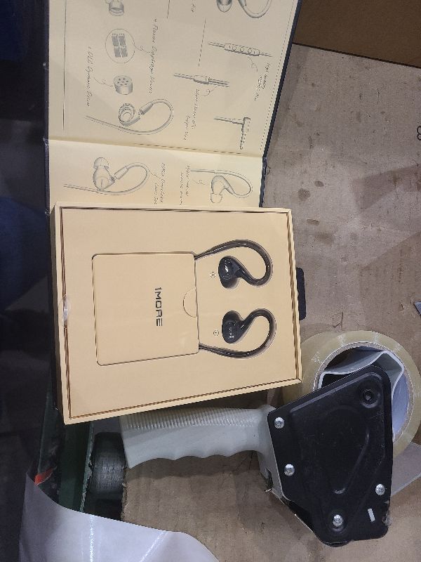 Photo 1 of 1MORE Penta Driver Wired in-Ear Earphones, Hi-Res Certified Hybrid Multi-Driver Headphones with HiFi Sound, Detachable MMCX Connector, MEMS Mic and 3-in-1 Control, for Smartphones, PC, Tablet