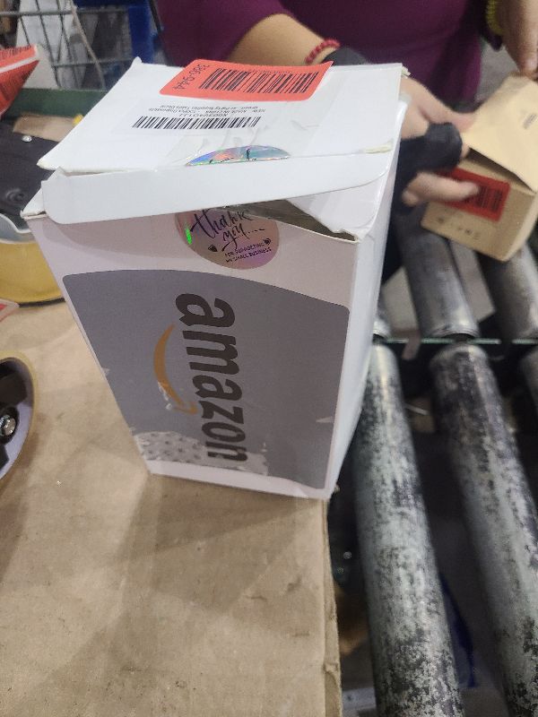 Photo 1 of 100Pcs Disposable Greenery Guest Napkins Paper Disposable Hand Towels Green Leaves Decorative Paper Dinner Hand Napkin for Bathroom Baby Shower Party Supplies Table Decor