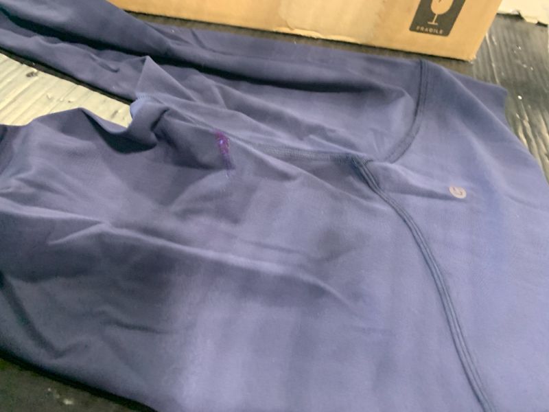 Photo 1 of **BURN MARK ON TOP RIGHT REAR***UNISSU Hugcurve No Front Seam High Waisted Workout Leggings for Women Buttery Soft Yoga Pants Gym Athletic Tights - 25'' Twilight Blue Small