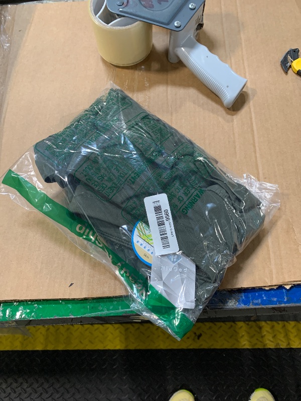 Photo 1 of  SIZE L****  RlaGed Women’s Cargo Hiking Pants Lightweight Joggers Quick Dry Water Resistant Outdoor Fishing UPF 50 Zipper Pockets Green l