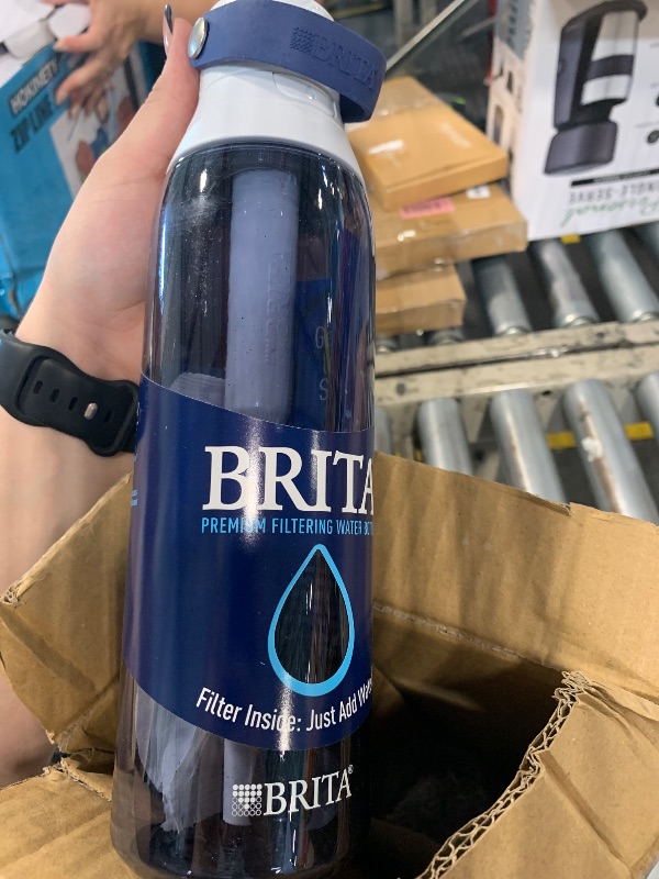 Photo 1 of ** SIMILAR IMAGE***Amazon Basics Large Stainless Steel Insulated Water Bottle, Spout Lid, 30.1 ounces, Gray