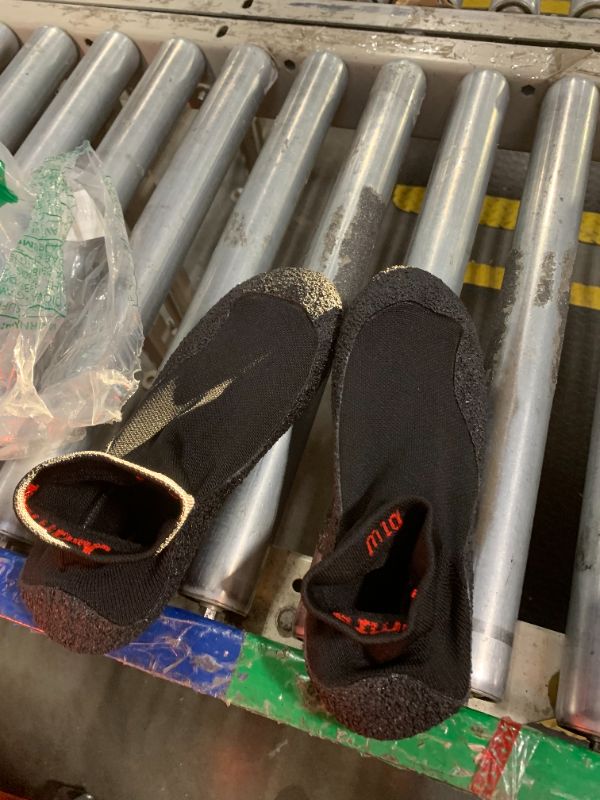 Photo 1 of ****UNKNONWN SIZE*** Joomra Barefoot Socks Shoes for Women Men Size 10 with Grippers Minimalist Sockshoes Water Footwear All Black