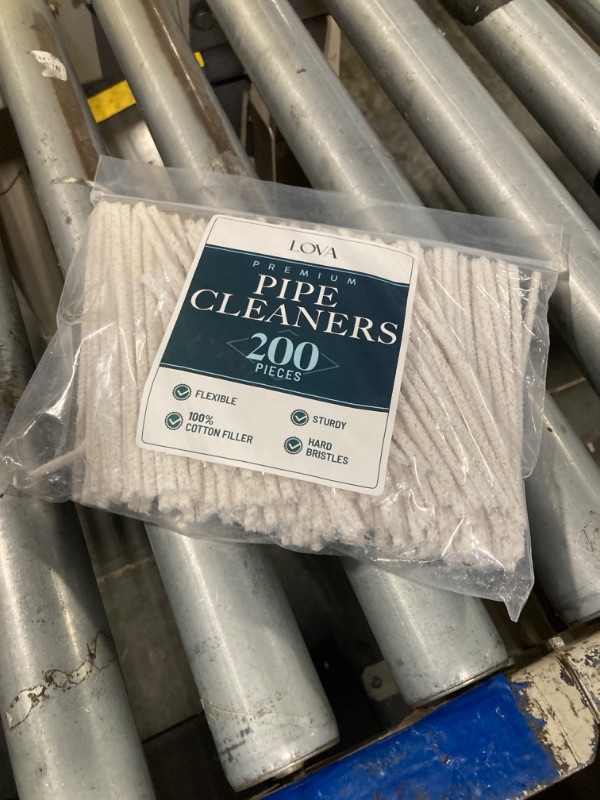 Photo 1 of (200) Lova  Cleaners Bulk (Hard Bristle) Easily Cleans, Glass Pipe Cleaner for Cleaning, Glass Pipes, Pipecleaners, Chenille Stems, (6 Inchs), 100% Cotton, Steel Wire, White