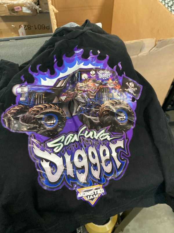 Photo 1 of ****PARTIAL SET*****ONLY ONE****Monster Jam Earth Shaker Zombie Grave Digger Little Boys 4 Pack Graphic T-Shirts 6 *ONLY 1 BLACK SHIRT*