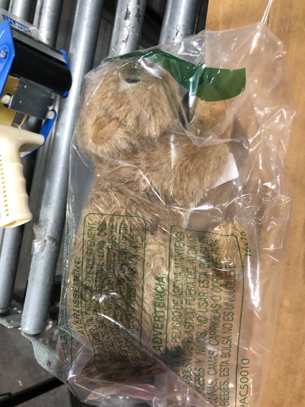 Photo 1 of * HAS SMALL HOLE ON TOP OF THE ANIMAL* Fluff & Tuff SQUEAKERLESS Red Squirrel*VB NC*