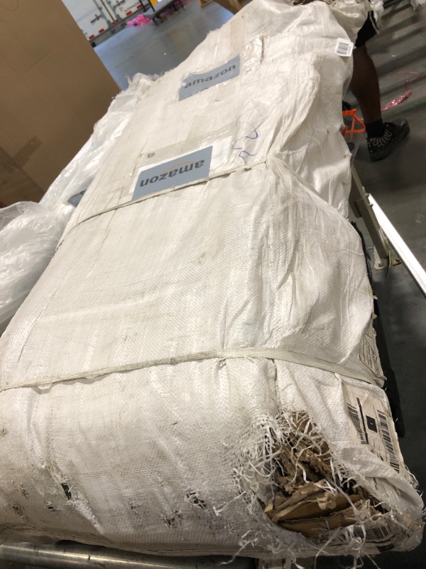 Photo 1 of ** USED / UNKNOWN MISSIN PARTS** 2 Ton Folding Hydraulic Engine Hoist with Lever, Folding Engine Shop Crane Hoist Lift, Heavy Cherry Picker with 6 Wheels for Garage, Workshop,Black