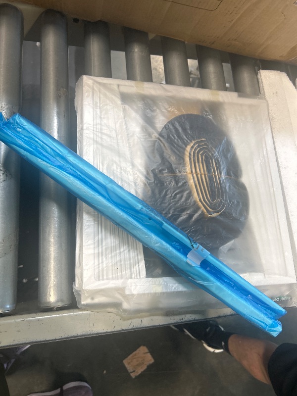 Photo 1 of *****BRAND NEW ITEM*****
Midea 8,000 BTU Smart Inverter Window Air Conditioner with APP, Alexa Control, 115V AC Unit Cools up to 350 Sq. Ft, Quiet Operation, Energy Saving, Remote & Easy Installation Kit, White