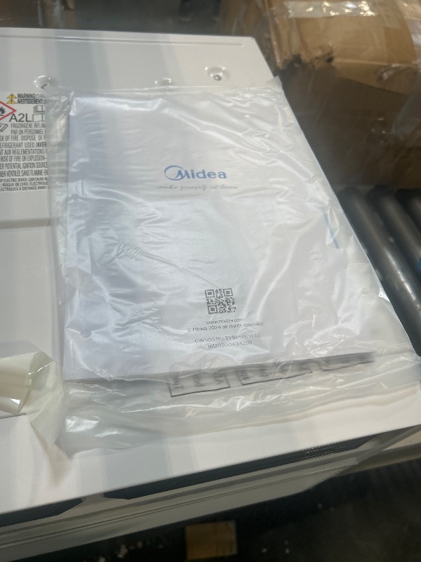 Photo 1 of *****BRAND NEW ITEM*****
Midea 8,000 BTU Smart Inverter Window Air Conditioner with APP, Alexa Control, 115V AC Unit Cools up to 350 Sq. Ft, Quiet Operation, Energy Saving, Remote & Easy Installation Kit, White