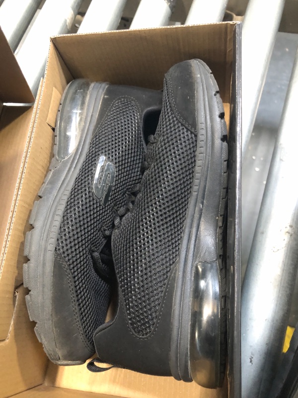 Photo 1 of ** VERY USED**** Treesky Non Slip Work Shoes for Women in Food Service - Slip Resistant, Waterproof, Comfortable & Lightweight Sneakers, Suitable for Restaurant, Kitchen & Nursing Crews Black