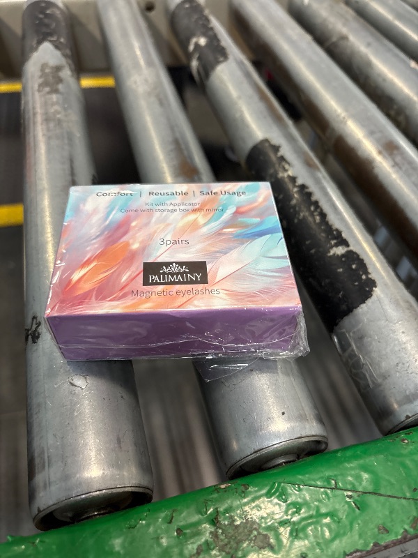 Photo 1 of **FACTORY SEALED**Palimainy Magnetic eyelashes,3pairs,3styles,natural look,wispy,magnetic eyelashes with applicator,No glue needed,Reusable?Waterproof Easy to apply