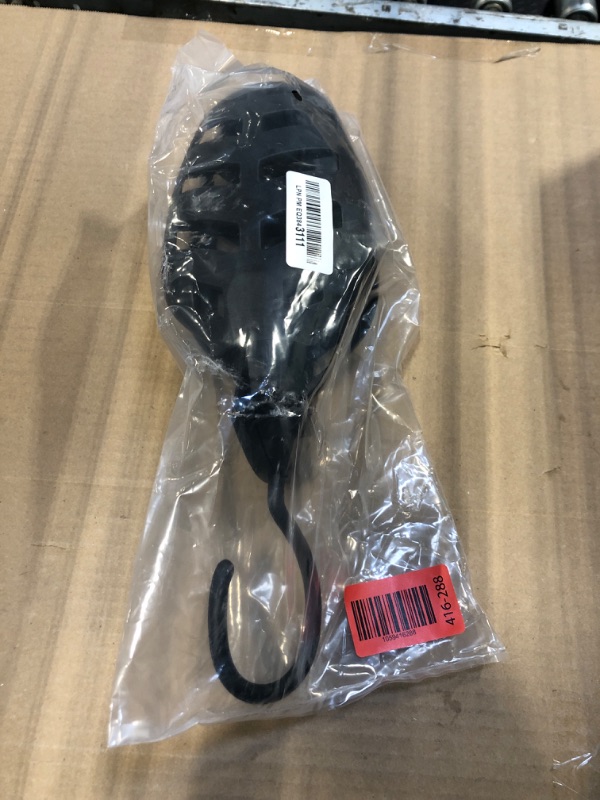 Photo 1 of ****** ONLY 1 ********* Maitys 2 Pcs Foldable Wetsuit Hanger Fast Dry Surfing Suit Folding Vented Hanger for Men Women Suit Diving Accessories