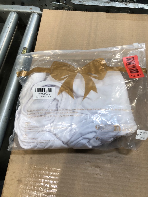 Photo 1 of ****** WHITE **** YADIFEN Women Thermal Underwear Set,Long Johns for Women Base Layer with Fleece Lined Long Underwear Top Bottom Cold Weather Black