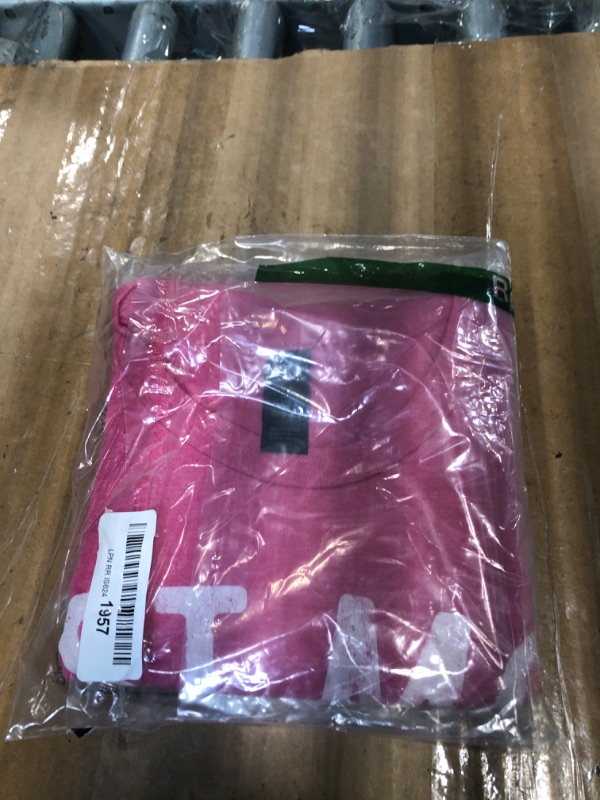 Photo 1 of ***similar item***different color***Best Mom by Par Golfing Shirt Mother Wife Golfer Putt Gift T-Shirt