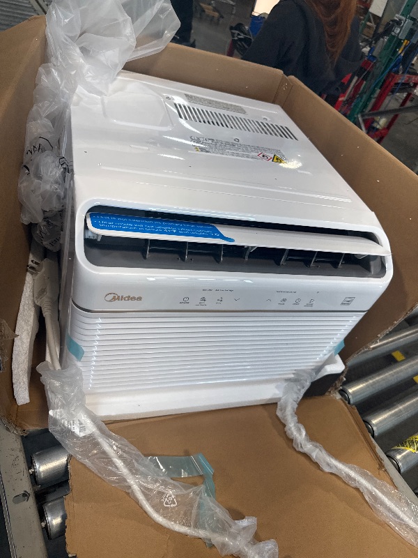 Photo 1 of ** USED / FUNCTIONAL TESTED** Midea 8,000 BTU Smart Inverter Air Conditioner Window Unit with Heat and Dehumidifier – Cools up to 350 Sq. Ft., Energy Star Rated, Quiet Operation, Electronic Controls, Remote Control, White