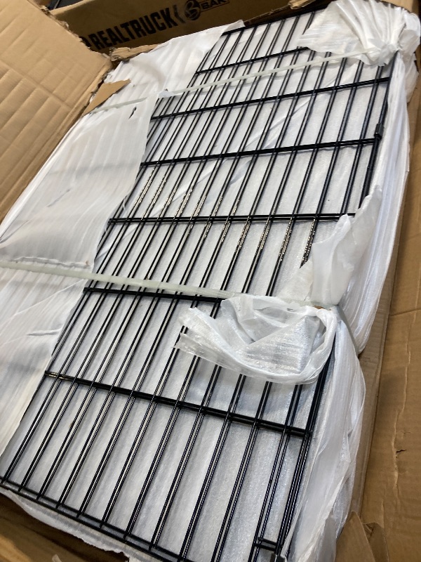 Photo 1 of ** NEW BRAND ITEM** VEVOR 236.2 x 157.5 x 24.2 inch(LxWxH) Chicken Tunnels for Yard, Portable Chicken Run with Corner Frames, 2 Sets, Suitable for Chickens, Ducks, Rabbits