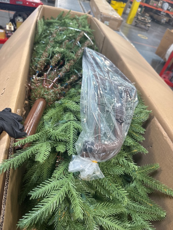 Photo 1 of ** BRAND NEW ITEM / FUNCTIONAL TESTED** National Tree Company Pre-Lit 'Feel Real' Artificial Full Christmas Tree, Green, Frasier Grande, White Lights, Includes Stand, 7.5 Feet