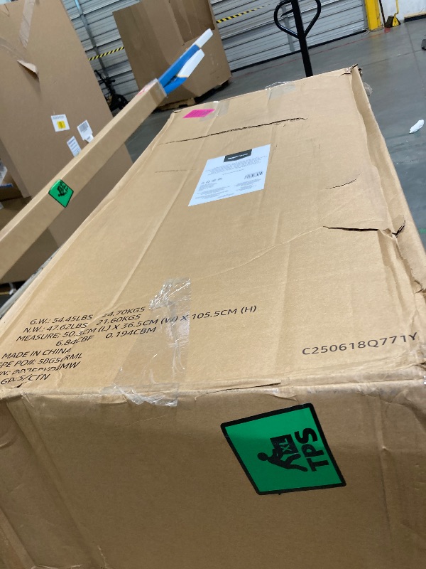 Photo 1 of ** NEW** Amazon Basics Sturdy Foldable Plastic Chair, Portable, 350-Pound Capacity, White, 6-Pack