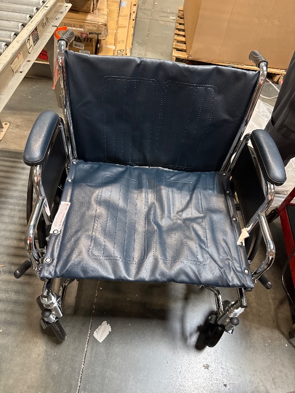 Photo 1 of ** BRAND NEW ITEM ** Medline Excel Extra-Wide Bariatric Wheelchair For Adults and Seniors with 24" Wide Seat, Supports up to 500 lbs