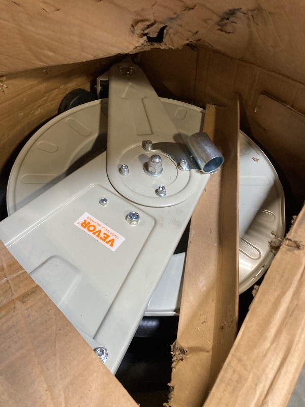 Photo 1 of ** USED** VEVOR Fuel Hose Reel, 1" x 50', Extra Long Retractable Diesel Hose Reel, Heavy-Duty Carbon Steel Construction with Automatic Fuel Nozzle, NBR Rubber Hose for Aircraft Ship Vehicle Tank Truck, 300 PSI